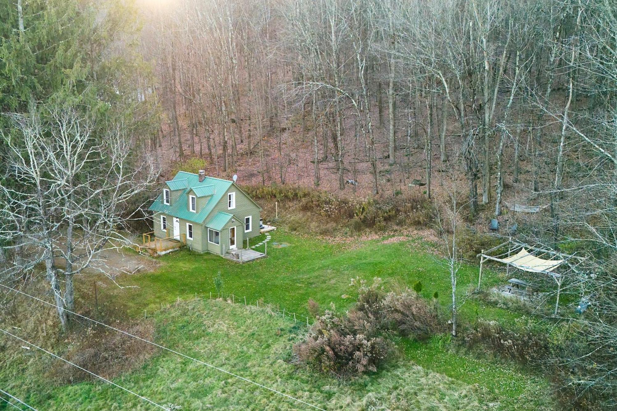 Cozy Cottage With Jacuzzi And Fire Pit And Reading Nook! Livingston Manor Extérieur photo