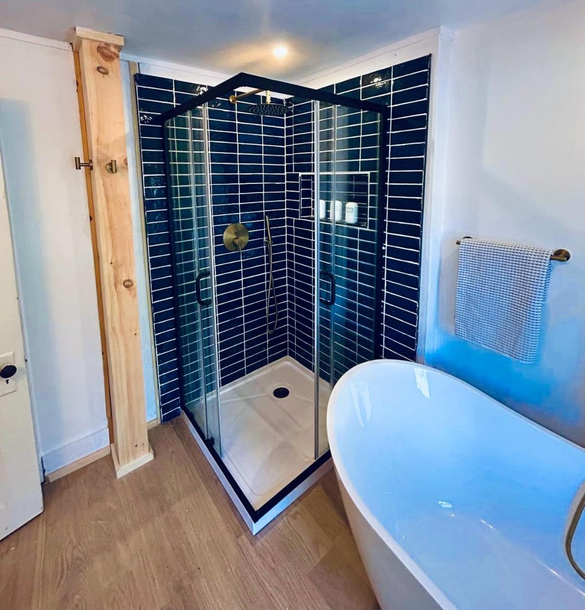 Cozy Cottage With Jacuzzi And Fire Pit And Reading Nook! Livingston Manor Extérieur photo
